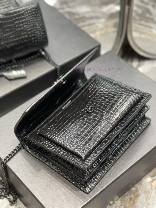 Yves Saint Laurent Bags 𝑺𝒖𝒏𝒔𝒆𝒕 𝟮𝟮𝒄𝒎Black buckleThe unbeatable classic crocodile patterned sunset bag has been popula iu6p7duf - Image 8