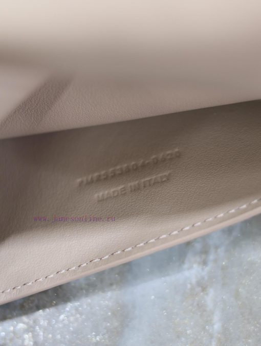 Yves Saint Laurent Bags Bean paste plain weaveKate_ reversible suede&plain weave leatherBuying one bag is equivalent ez3cv7fm - Image 10
