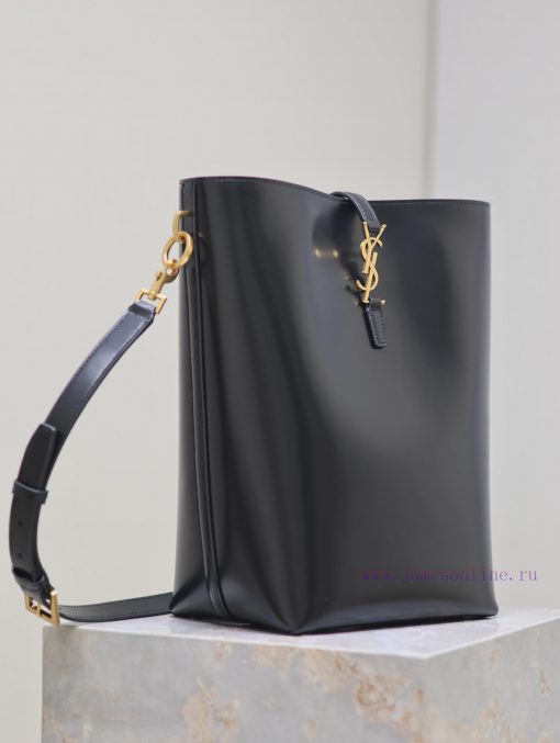 Yves Saint Laurent Bags Black Large New EditionThe new super beautiful water bucket bag of LE 5A ̀ 7 series is made kd946qvw - Image 4