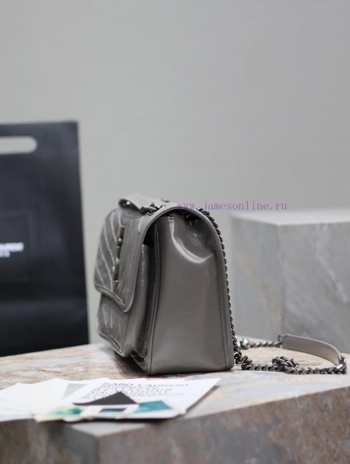 Yves Saint Laurent Bags Medium 28cm_Light grayThe new Niki is more practical, adding a D-buckle on each side and an 6h2hqo6s - Image 5