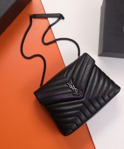 Yves Saint Laurent Bags P Background Original SheetThe latest upgraded version of LOULOU Medium is a super practical d8vchu0i