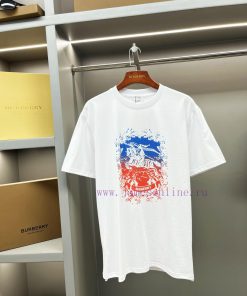 Burberry Jet Printed Cotton Short Sleeved T-shirtBUR's Flagship Product The Treasure Of Town St vtlt26c9