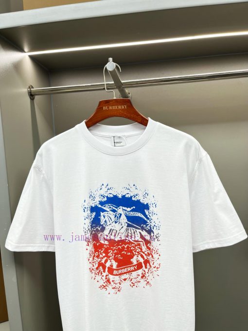 Burberry Jet Printed Cotton Short Sleeved T-shirtBUR's Flagship Product The Treasure Of Town St vtlt26c9 - Image 3