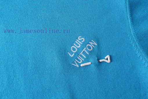 Louis Vuitton 2024 FW New Pin Logo Knitted Short Sleeved T-shirtThe T-shirt Is Made Of Refreshi i6g7ckum - Image 6