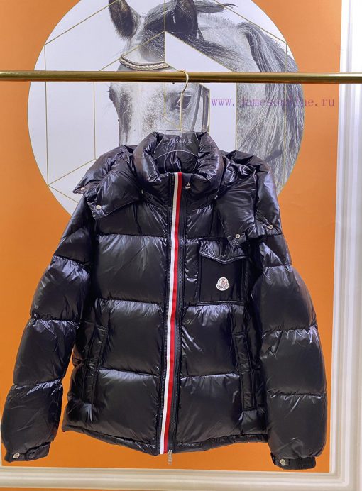 Moncler Men's Down Jacket In Bulk Now Available For Sale In Asia. The Sleeves Come With Windpro k7obnl9p
