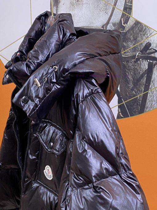 Moncler Men's Down Jacket In Bulk Now Available For Sale In Asia. The Sleeves Come With Windpro k7obnl9p - Image 5