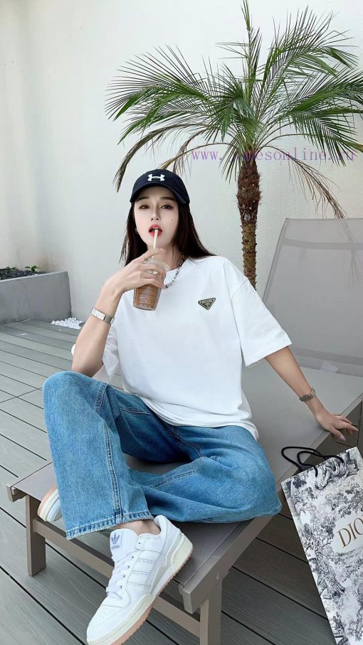 [Prada Prada]2025FW Short Sleeved T-shirt With Metal Inverted Triangle Logo And High-end 26s Do qjflenl5 - Image 10