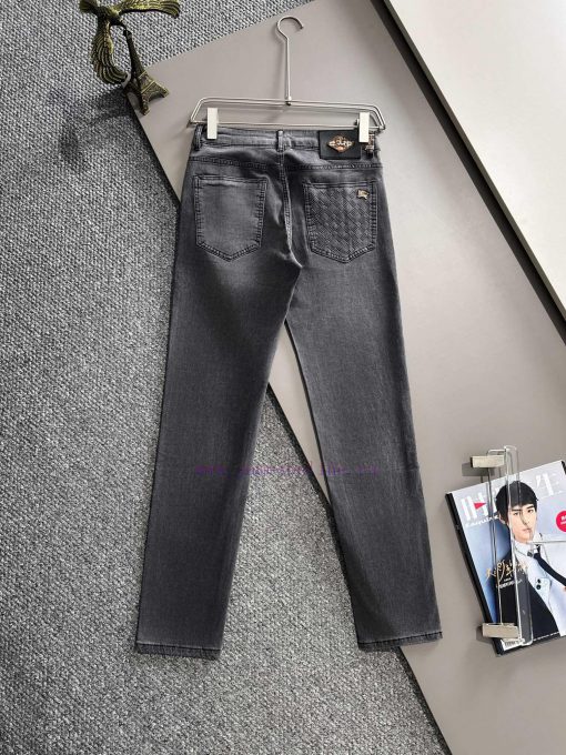 Burberry's 2025 Four Seasons New Product Embroidered Pocket Classic War Horse Slim Fit Jeans An 1v0x6aur - Image 10