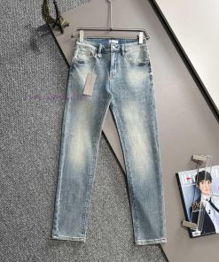 Dior's 2025 Four Season New Slim Fit Jeans And Pants Are Made Of Imported Japanese Denim Plain enn284v3