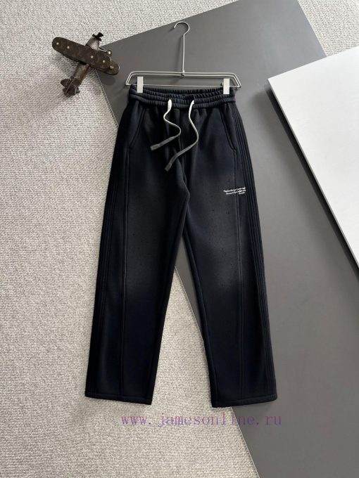 The Next Day's Shipment Of LV 2025 Early Spring New Elastic Band Casual Pants With Plush And Th x7p3jxt3