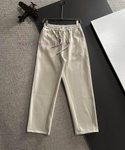 The Next Day Prada Will Ship The New Elastic Band Casual Pants For Early Spring 2025. The Fabri vrrh5up8