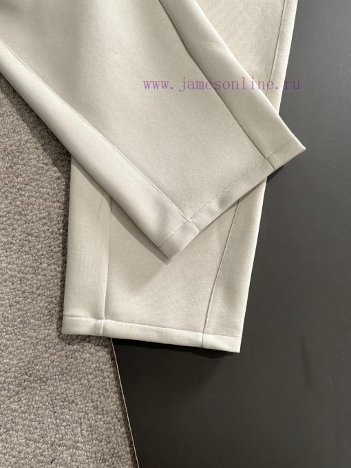 The Next Day Prada Will Ship The New Elastic Band Casual Pants For Early Spring 2025. The Fabri vrrh5up8 - Image 6