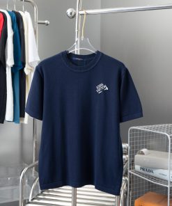 High-qualityLv 2025 Spring/Summer Pin 🧷 Short Sleeved Knitted Official Website Same Custom Swea 9z5jdeh2