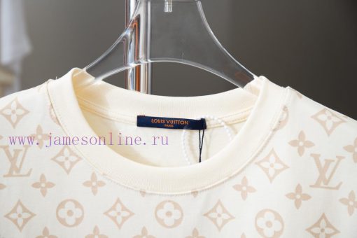 High-qualityLv 2025 Early Spring New Collection Louis Vuitton MONOGRAM Full Width Old Flower Pr bc4428ya - Image 4