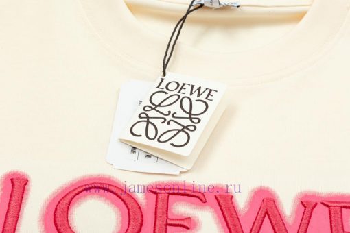 LOEWE Neon Embroidery Fluorescent Powder 🪡 Exquisite Upgrade Of The Large Logo Inspired By The 5bx4xsd9 - Image 4