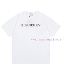BurberryBurberry Embossed LetteringThe Classic And Exquisite Upgrade Of The Big Logo Is Inspire ngl7cbqx