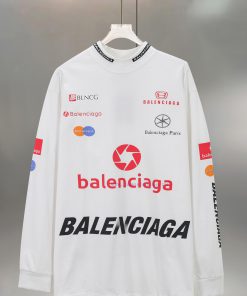 BALENCIAGA Paris High Neck Multi Element PrintCotton Round Neck Long Sleeved ShirtColor: WhiteS o9ye6jjq