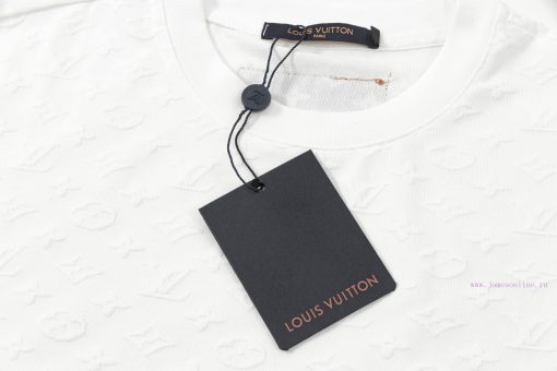 ️ LV Louis Vuitton's Spring/Summer 2025 Official Website Synchronizes With The New T-shirt Feat gy7v9p6p - Image 6
