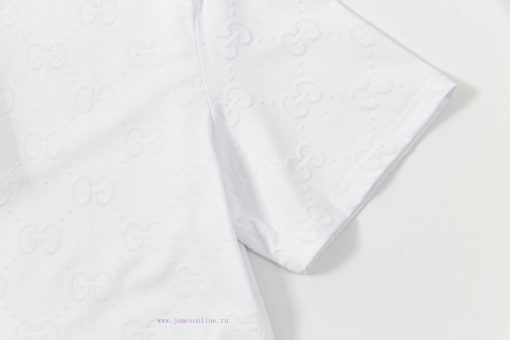 ️ GUCCI's Spring/Summer 2025 Official Website Synchronizes New T-shirts Featuring Classic Flora hhlm88r0 - Image 6