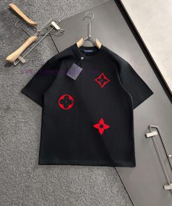 LV Louis Vuitton 2025SS Spring/Summer Round Neck Fashion Short Sleeve T-shirt Synchronized With 1n9i7075