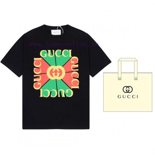 Gucci's Traditional Design Is Reinterpreted With New Prints And Jacquard Details. This Knitted avepw218