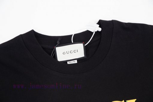 Gucci's Traditional Design Is Reinterpreted With New Prints And Jacquard Details. This Knitted avepw218 - Image 4