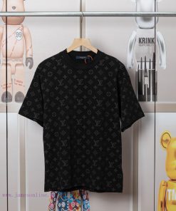 LV Louis Digital Printed Short Sleeved Shirt Covered In Classic Vintage Flowers With Comfortabl p7l4bsme