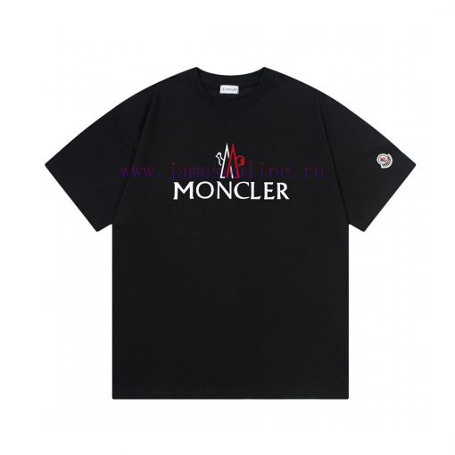 MONCLER Red And White Interlocking Letter PrintExquisite Upgraded Logo Logo Inspired By Retro 8 ey33d5rh - Image 2
