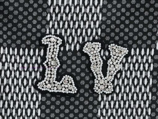 Louis Vuitton Three-dimensional Bead Checkerboard PatternExquisite Upgraded Logo Logo Inspired iuv6onhj - Image 7