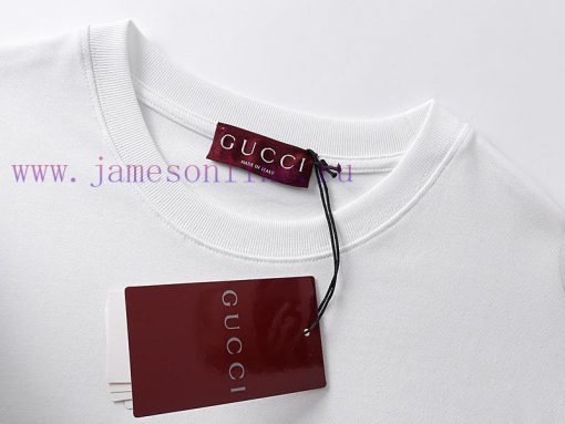 Not Taken Off The Shelves Throughout The Year If There Is Stock AvailableGucci 2025 Early Sprin kgt2937q - Image 4