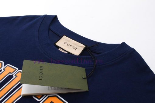Not Taken Off The Shelves Throughout The Year If There Is Stock AvailableGucci Classic Large Lo tz6lmpjs - Image 4