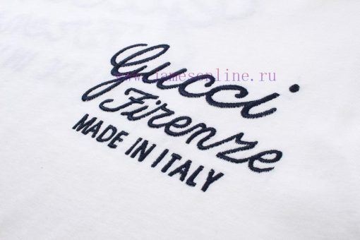Not Taken Off The Shelves Throughout The Year If There Is Stock AvailableGucci Classic Logo Emb n510e3nt - Image 4