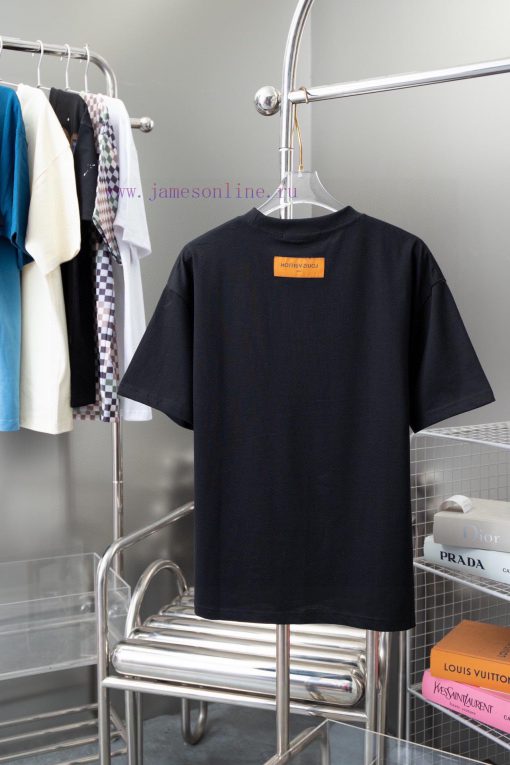 Louis Vuitton 25SS Early Spring New Item With Adhesive Tape And Diamond Short SleevesLight Luxu zktr4g21 - Image 3