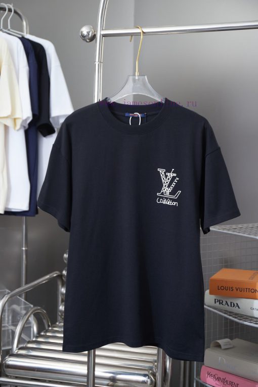 Louis Vuitton 25SS Early Spring New Color Letter Printed Short Sleeved ShirtLight Luxury Fashio y4f485iv