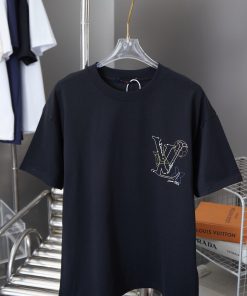 Louis Vuitton 25SS Early Spring New Color Line Letter Printed Short Sleeved ShirtLight Luxury F olrazjus