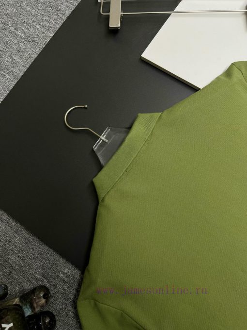 Burberry TB Embroidered New Zipper Polo ShirtOriginal Fabric Official Same StyleUsing 210g Silk fyp9yl96 - Image 9