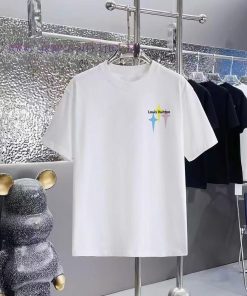 LOUIS VUITTON Year Of The Snake Limited Edition Louis Vuitton Printed Round Neck Short Sleeve T 8ssf7lqc
