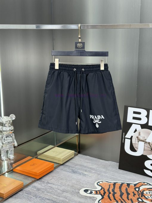 Prada's New Beach Pants For Spring And Summer 2024 Synchronized With The Original 1-1 Replica O mgbioufv