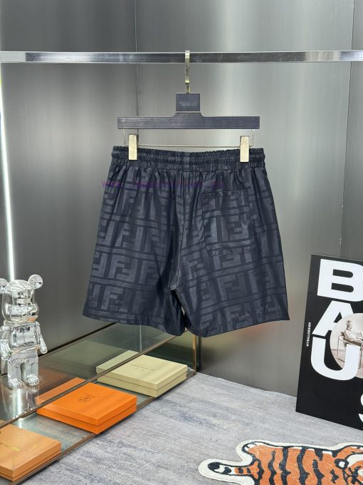FENDI 2024 Spring And Summer New Beach Pants Official Website Of Shorts Synchronized With The O qjhw5jl8 - Image 3