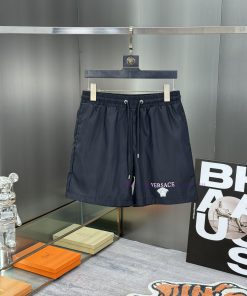 Versace 2024 Spring/Summer New Beach Pants Shorts Official Website Synchronized With Original 1 tkl320k3