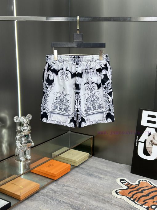 Versace 2024 Spring And Summer New Beach Pants Five Cent Shorts Official Website Synchronized W 58v49unf - Image 3
