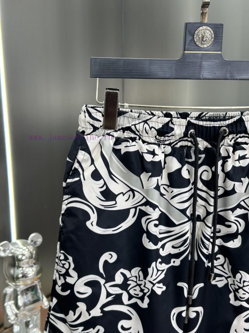 DG 2024 Spring And Summer New Beach Pants Five Cent Shorts Official Website Synchronized With O 8adkdbz3 - Image 5