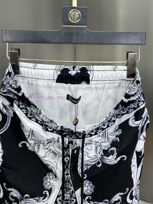 Versace 2024 Spring And Summer New Beach Pants Five Cent Shorts Official Website Synchronized W 58v49unf - Image 10