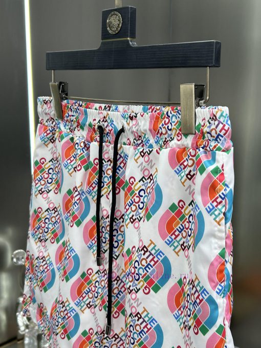 GUCCI 2024 Spring And Summer New Beach Pants Five Cent Shorts Official Website Synchronized Wit g58q1sb0 - Image 6
