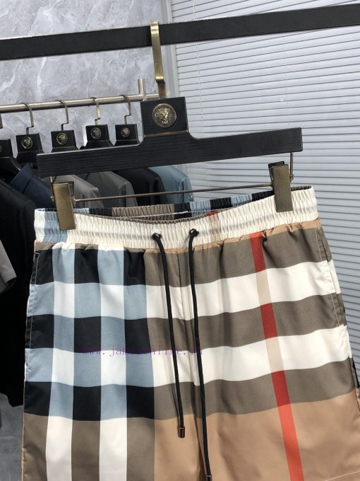 Burberry's New Summer Beach Shorts A 1-1 Replica Of The Original Version Synchronized With The mw4ado74 - Image 5