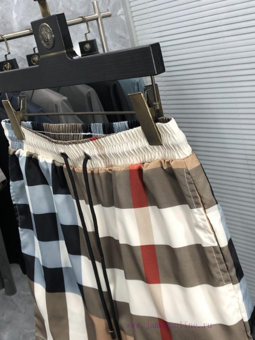 Burberry's New Summer Beach Shorts A 1-1 Replica Of The Original Version Synchronized With The mw4ado74 - Image 8