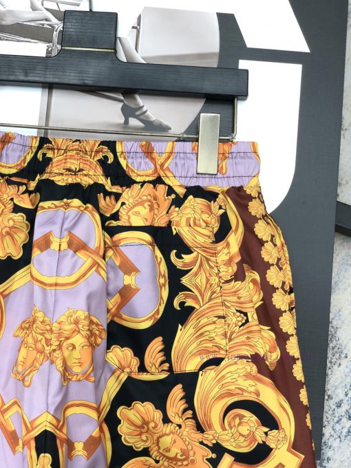 Versace 2024 Summer Men's Casual Shorts Beach Pants Customized Quick Drying Fabric Soft And Smo o8ix1j1g - Image 10