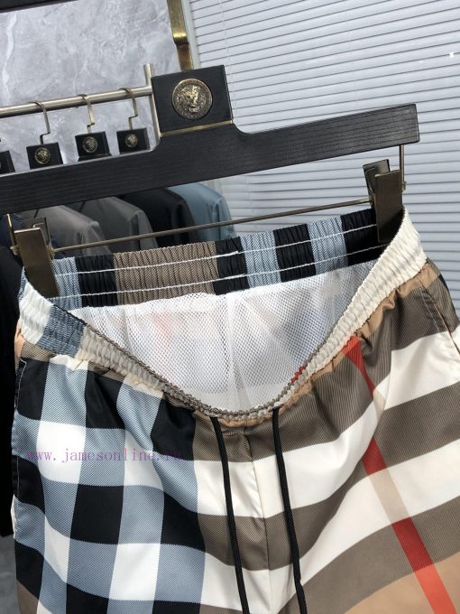 Burberry's New Summer Beach Shorts A 1-1 Replica Of The Original Version Synchronized With The mw4ado74 - Image 10