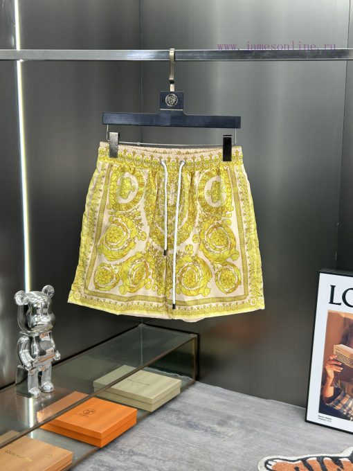 Versace Is Promoting Men's Casual Shorts And Beach Pants For The Summer Of 2024 Made Of Customi hcq8pw1w
