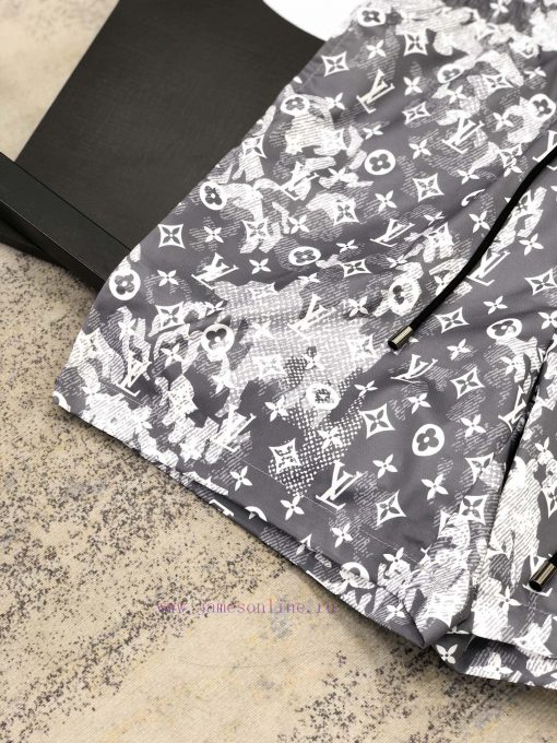 LV 2024 Summer Men's Casual Shorts Beach Pants Customized Quick Drying Fabric Soft And Smooth T k6lerx3t - Image 7